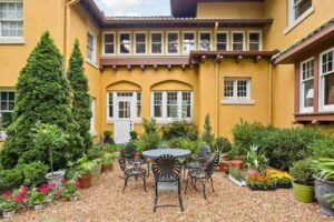 Everhart-Studio-Terre-Haute-Hulman-House